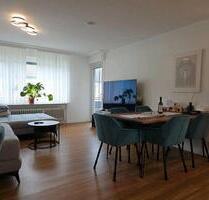 VON PRIVAT: KERNSANIERTE 2-Zimmer-Wohnung mit EBK, Westbalkon - Altbach