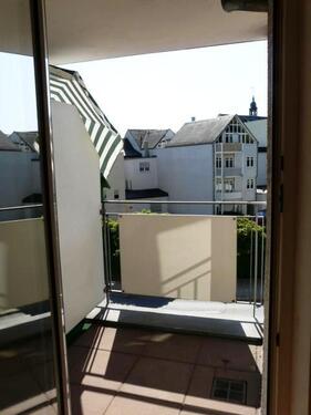 Foto - renovierte 2-Zimmer Wng am Stadtzentrum mit kleinem Balkon und Einbauküche
