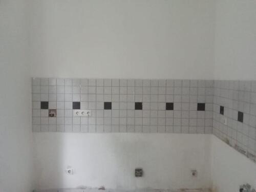 Foto - 60 qm, 3 Zimmer, Küche, Bad - 360,00 EUR Kaltmiete,