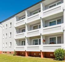 Wohnen wo andere Urlaub machen: 4-Zimmer-Wohnung mit Balkon in Seenähe! - Zarrentin am Schaalsee