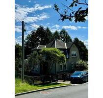 Günstiges 6-Raum-Mehrfamilienhaus in Tirpersdorf - Oelsnitz (Vogtland)