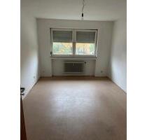 Zimmer in großzügiger 4er Referendars WG Berufstätigen WG - Buckenhof