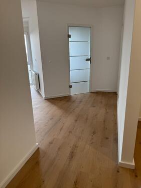 Foto - Frisch sanierte 2-Zimmer Wohnung in zentraler Lage