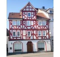 Wunderschönes renoviertes Fachwerkhaus mit Ladenlokal - Dautphetal