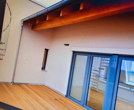 Foto - 4 Zimmer Dachgeschoßwohnung zur Miete in Leipzig