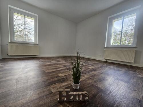 Foto - 3 Zimmer Erdgeschoßwohnung in Braunsbedra