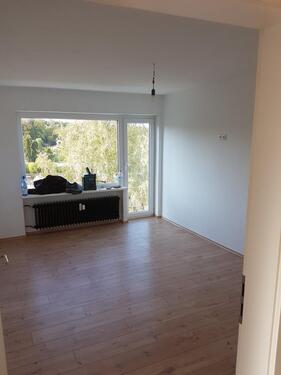 Foto - Dachgeschosswohnung mit Balkon 2 ZKB