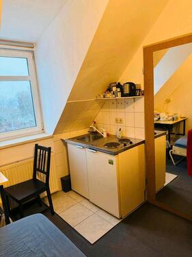 Foto - 1 Raum Appartement - 330,00&nbsp;EUR Kaltmiete, ca.&nbsp; 100,00&nbsp;m&sup2;&nbsp;Wohnfl&auml;che