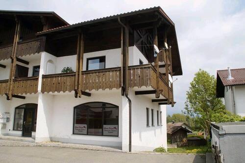Foto - Gemütliche große 1-Zimmer Wohnung im 1. OG mit großem Balkon