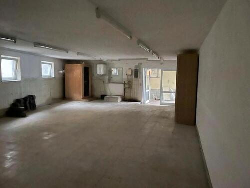 Foto - 300m² Flächen Lager Halle Garage in der Nähe A7 Bad Kissingen