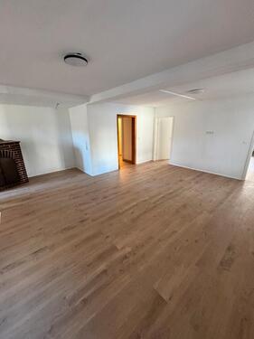 Foto - Achtung Kernsaniert 3 Zimmer Wohnung Stadtteil Algenrodt