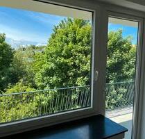 Attraktive 2-Zimmer-Wohnung mit Balkon, Wintergarten & EBK - Bremerhaven Mitte