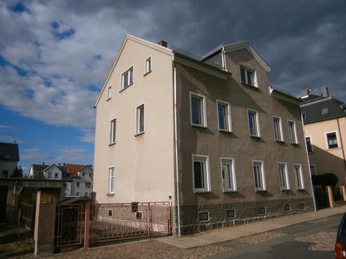 Foto - Zwei- bis Dreifamilienhaus Crimmitschau nahe Zentrum