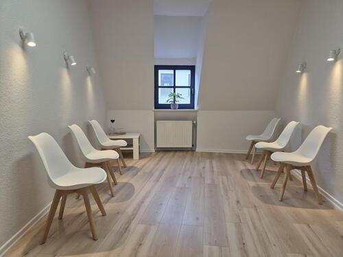 Foto - PraxisraumRaum zur Miete - 360,00&nbsp;EUR Kaltmiete, ca.&nbsp; 14,00&nbsp;m&sup2;