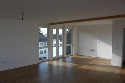 Foto - Penthouse-Wohnung, 3 Zi., Dachterrasse, Klimaanlage