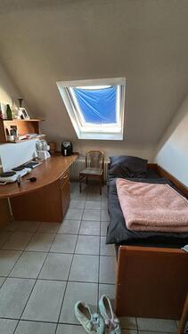 Foto - 1 Zimmer Dachgeschoßwohnung zur Miete in Egelsbach