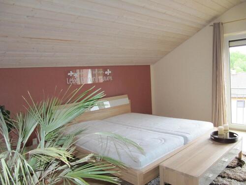 Foto - Dachgeschoßwohnung in Thalmassing zur Miete