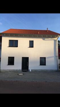 Foto - Doppelhaushälfte in Kahl am Main - großzügig, modern, mit Garten