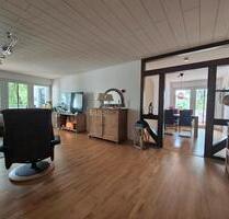 Großzügige 3,5 Zi. Wohnung, 2 Balkone, Stellplatz Untereisesheim