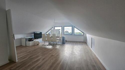 Foto - DG Wohnung ca 70qm - 600,00&nbsp;EUR Kaltmiete, ca.&nbsp; 70,00&nbsp;m&sup2;