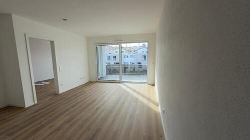 Foto - 2,5 Zimmer Wohnung mit Ankleide, Küche, Balkon & Garage