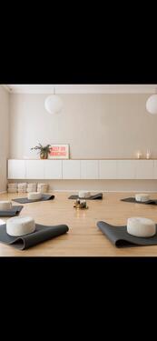 Foto - Wunderschöner Kursraum im Herzen Sendlings Yoga Pilates Workshops