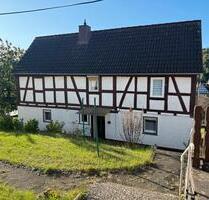Kleines Fachwerkhaus zu verkaufen - Lohra