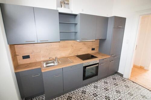 Foto - Traumhafte 5-Zimmer-Altbauwohnung mit Balkon in zentraler Lage von Wilhelmshaven – ideal auch für WG!