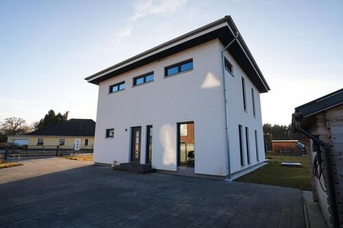 Foto - Einfamilienhaus in Seenähe - 590.000,00&nbsp;EUR Kaufpreis, ca.&nbsp; 160,00&nbsp;m&sup2;
