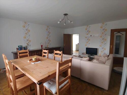 Foto - Wohnhaus mit Einliegerwohnung in Kassel 34132 Provisionsfrei