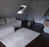 1 Zi. DG-Wohnung mit Balkon u. Stellplatz in Edenkoben