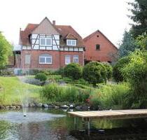 Wohnung in herrlicher Lage mit parkähnlichen Garten zu vergeben - Hessisch Oldendorf