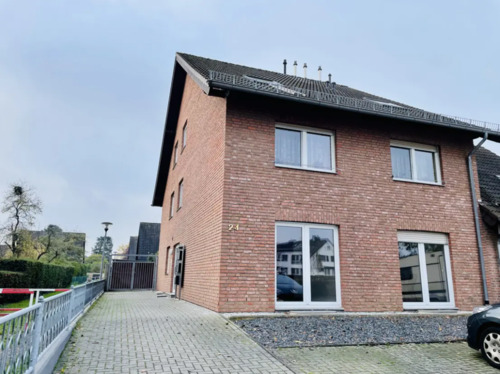 Foto - 55m² Mietwohnung 1. OG 2 Zi. KDB, Eu-Großbüllesheim