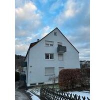 Charmante 1-Zimmer-Wohnung in Esslingen (Balkon+toller Ausblick) - Esslingen am Neckar Hegensberg