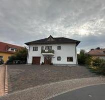 Freistehendes Einfamilienhaus mit Einliegerwohnung und Sauna - Montabaur