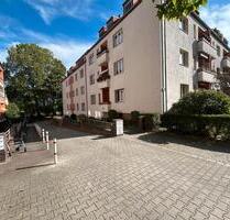Helle 2-Zimmer-Wohnung mit Balkon in ruhiger Lage – voll möbliert - Berlin Spandau