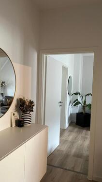 Foto - Zwischenmiete: Zentrale, möblierte 2-Zimmer-Wohnung (60 m²)