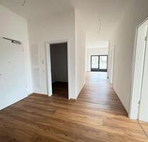 GROßZÜGIGE 4 ZIMMER WOHNUNG IN ATTRAKTIVER LAGE - Straubing