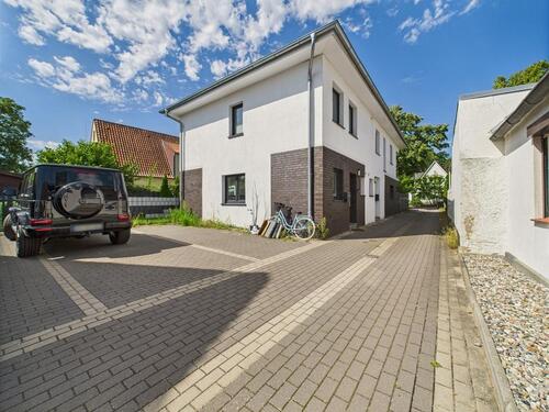 Foto - Exklusives Wohnglück auf 3 Ebenen – 5 Zimmer mit Traum-Terrasse