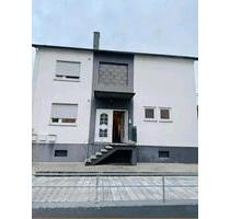 Privatanbieter! helles, geräumiges drei Familienhaus - Wörth am Rhein