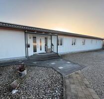 BüroPraxis Gebäude - 2.500,00&nbsp;EUR Kaltmiete, ca.&nbsp; 317,00&nbsp;m&sup2; in Oberndorf am Lech (PLZ: 86698)