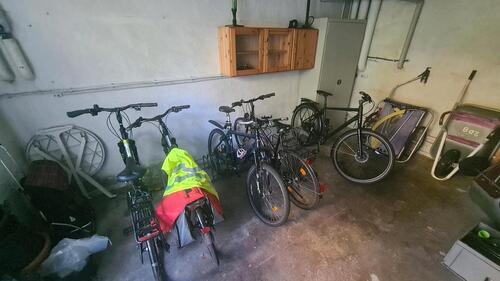 Foto - Biete Fahrrad- Stellplatz Wilmersdorf