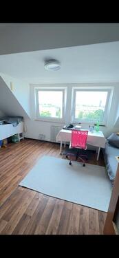 Foto - Dachgeschosswohnung in Köln-Mülheim – ab sofort