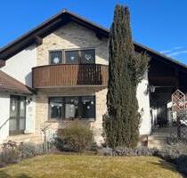 Großes Familienhaus in Toplage mit Einliegerwohnung - Schrobenhausen