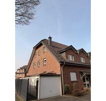 Haus im Haus Maisonettenwohnung über 3 Etagen in Moers Asberg