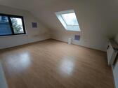 Foto - 3 Zimmer Dachgeschoßwohnung zur Miete in Homburg