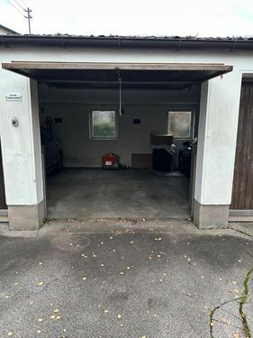 Foto - Garage zu vermieten - 100,00 EUR Miete,