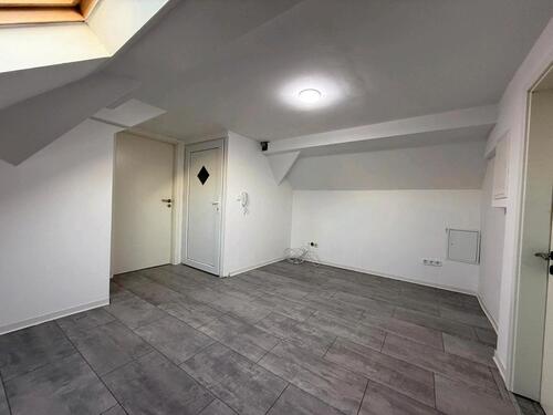 Foto - Dachgeschoss 2 Zimmerwohnung zu vermieten