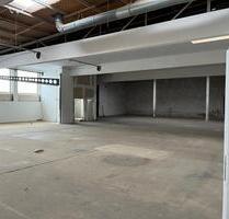 Lagerhalle 800qm Hildesheim - 2.400,00&nbsp;EUR Kaltmiete, ca.&nbsp; 3,00&nbsp;m&sup2; in Hildesheim (PLZ: 31137) Himmelsthür
