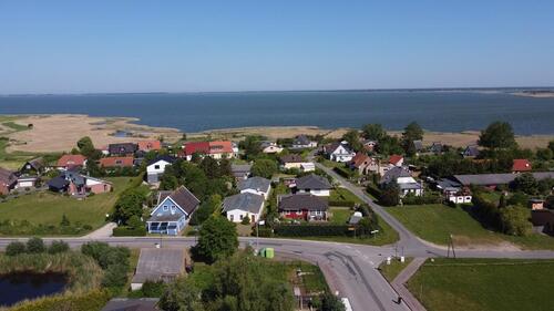 Foto - Ferienhaus Wohnhaus 300 m zum Wasser, im Erholungsort
